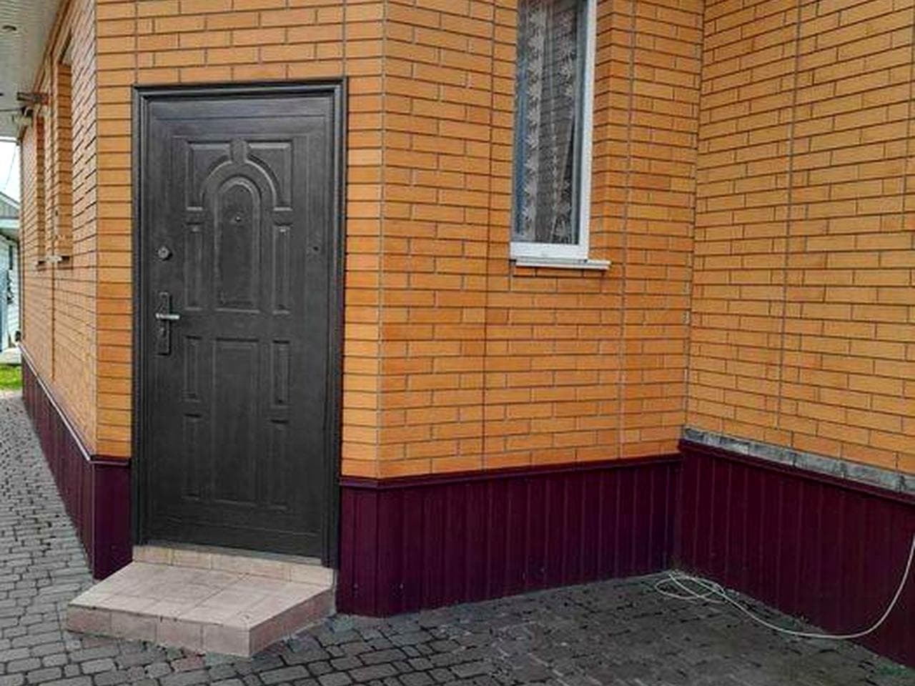 Продам будинок на два входи, центр міста. Власник