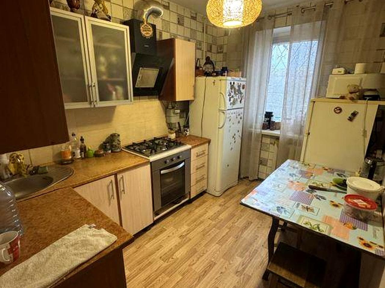 3х комнатная квартира 2/9 в кирпичном доме 200 лет Херсона