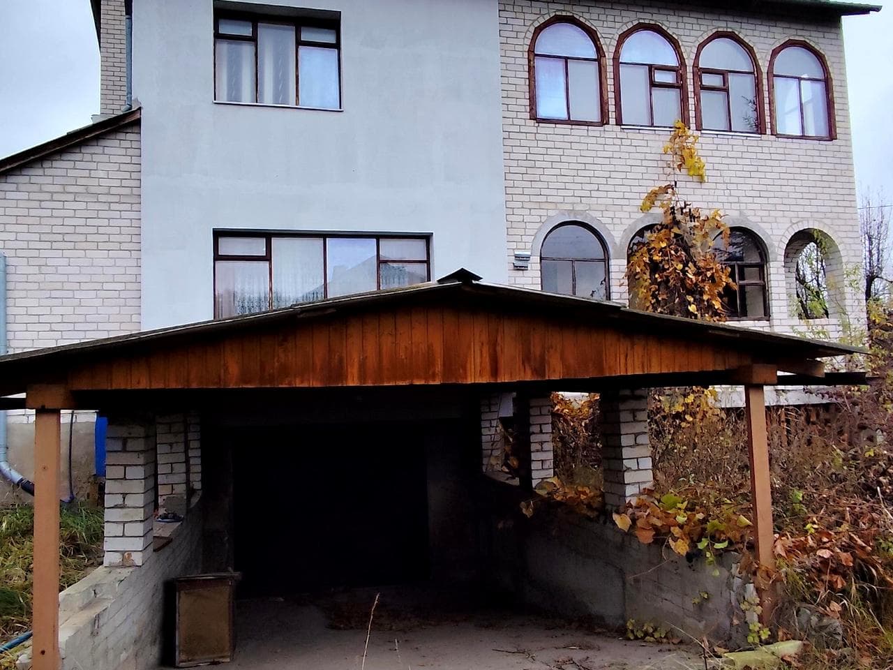 Світла вул.
