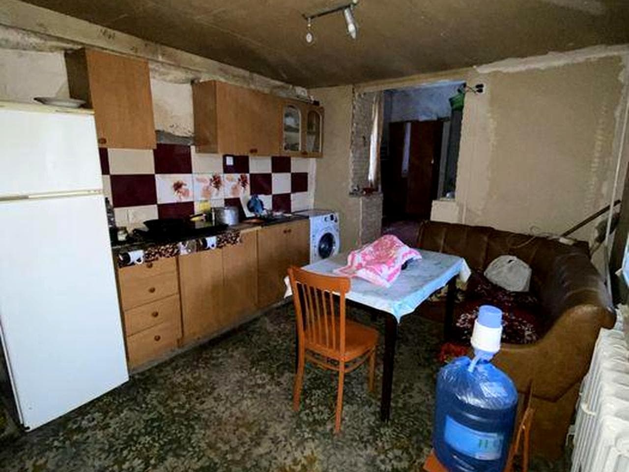 Продам дом в городе район масло завода