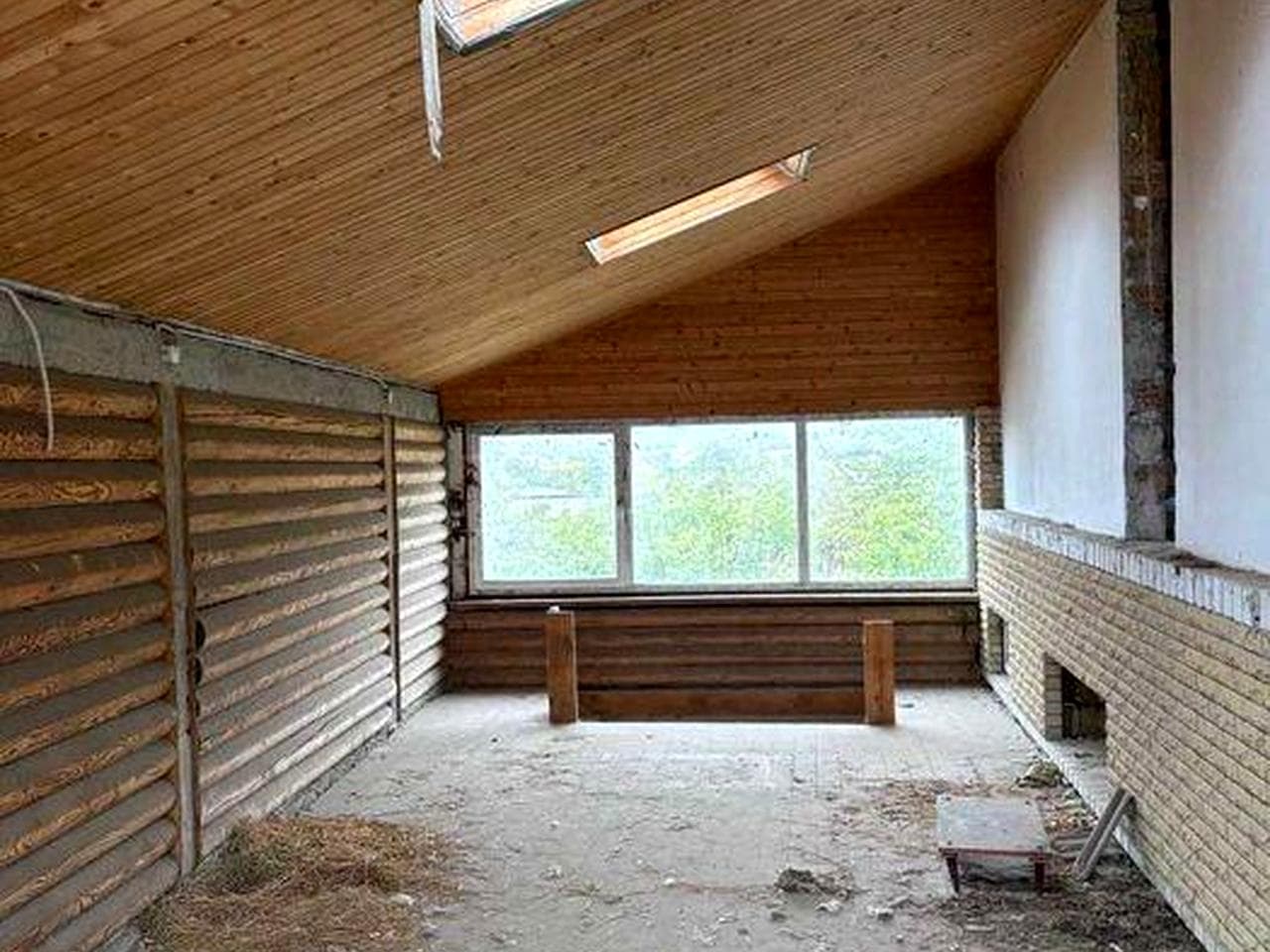 Продам капітальний будинок 450м.кв (недобуд), ділянка 19 соток