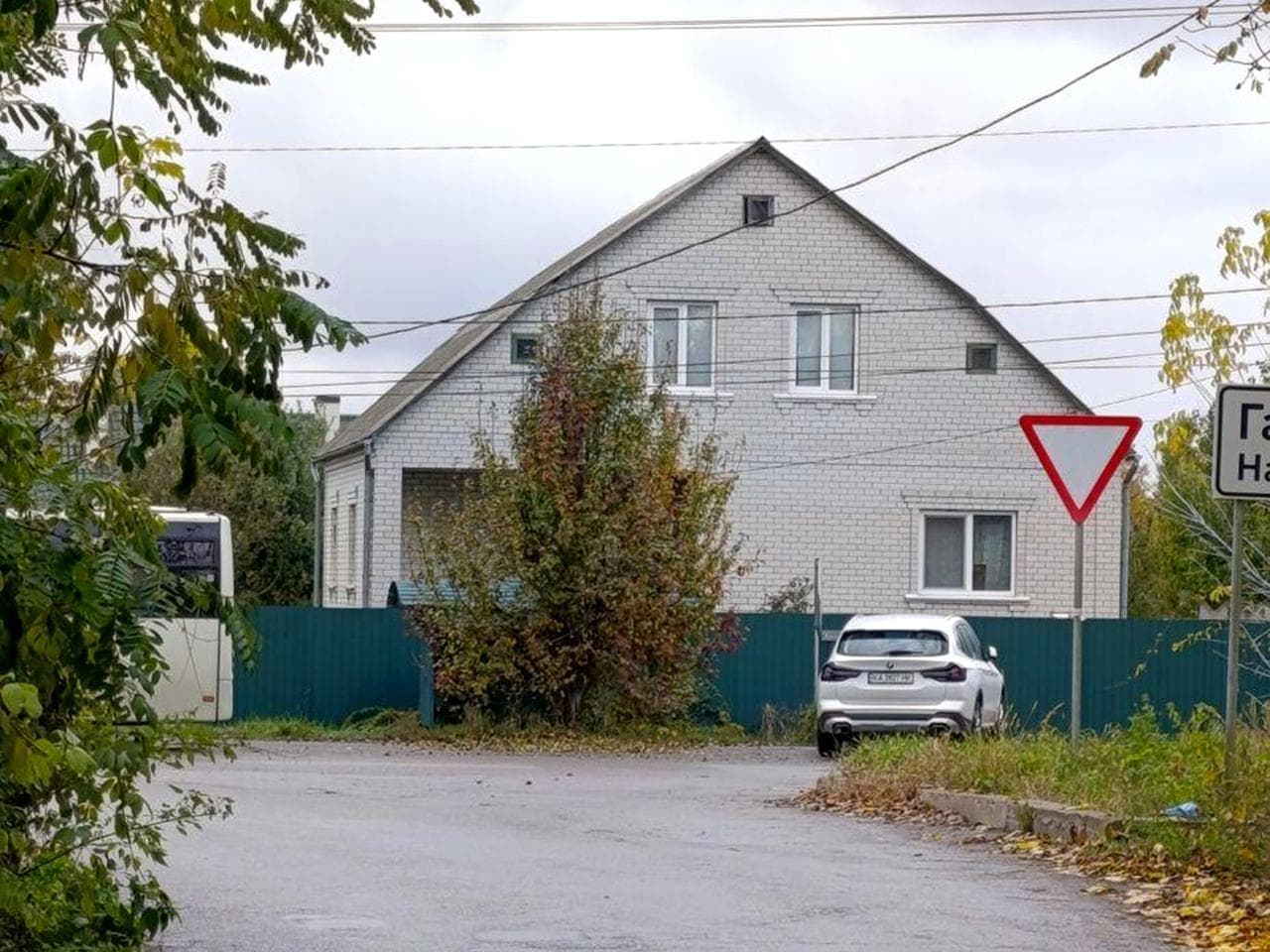 Будинок Гатне(15 хвилин від метро)