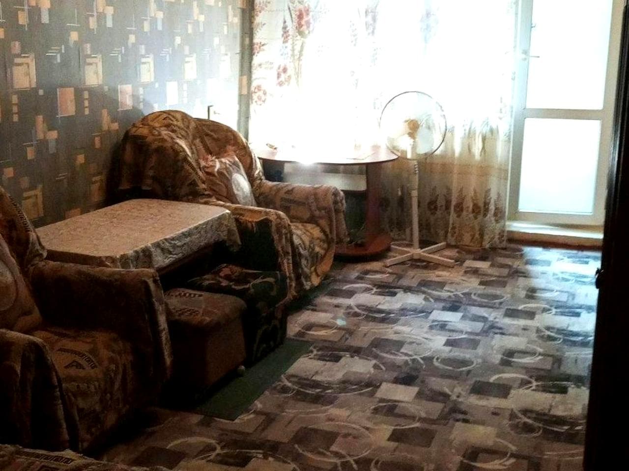 Івана Каркача бульв., 77