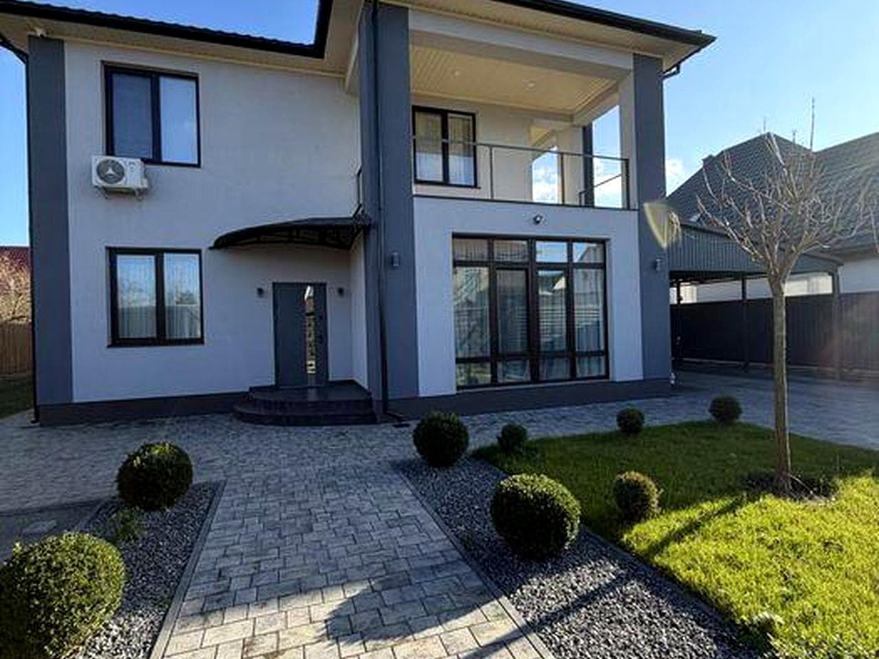 Продаж сучасного БУДИНКУ (270 м²) м. Славута