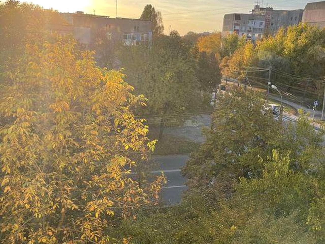 Сертифікат. Є відновлення. Міняю або продам квартиру 4 кімнатну на пер