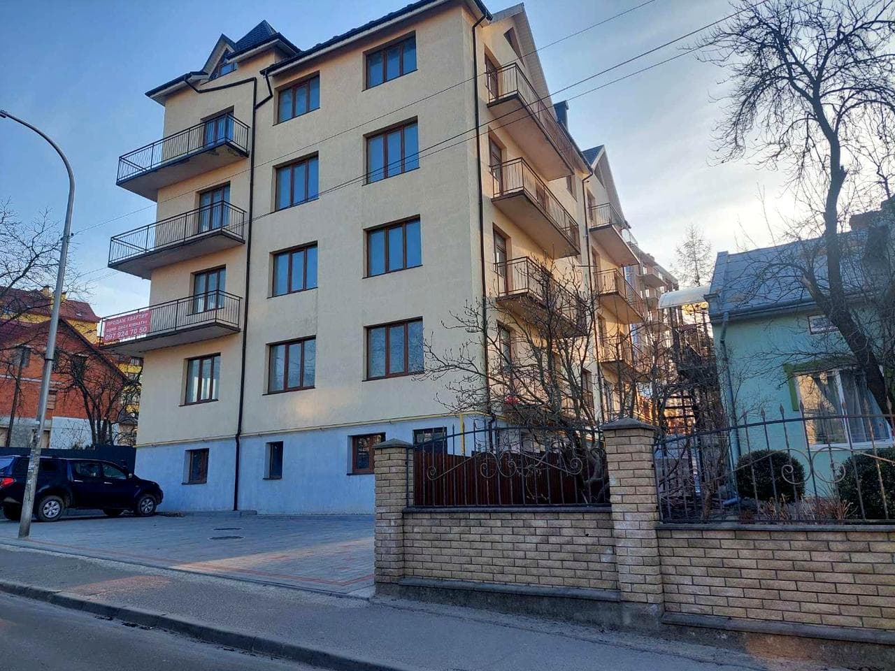 Маркіяна Шашкевича вул., 2А