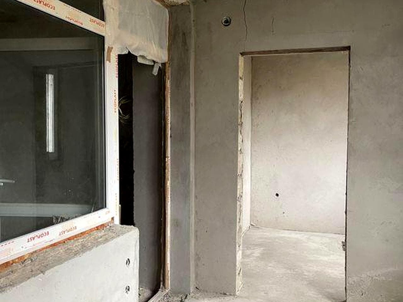 97 м² 27000$ вул. Миру під ремонт