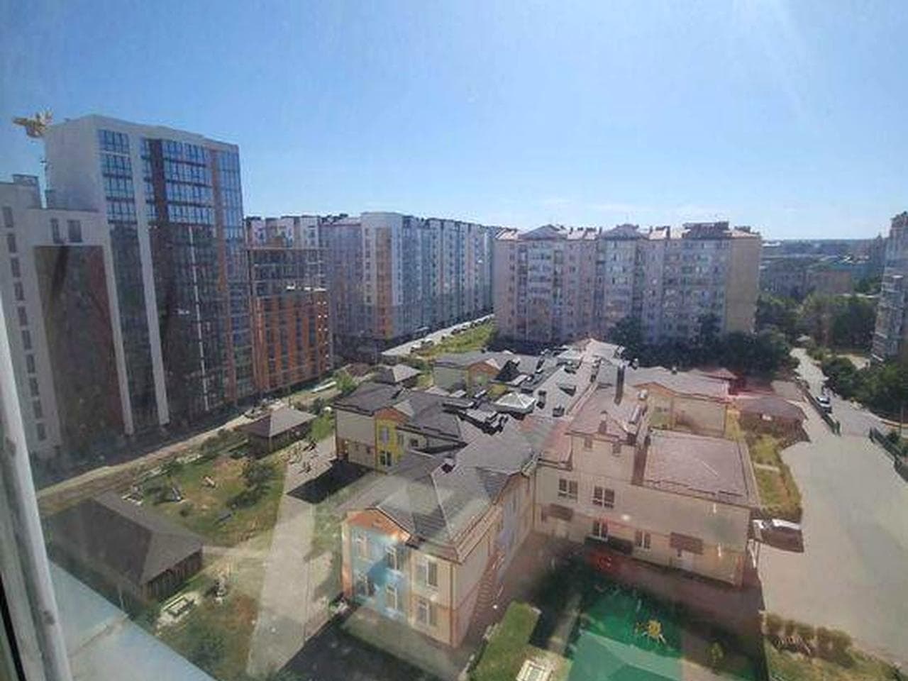 Продається 3 кімнатна квартира на Хіміків. Постанови!!!