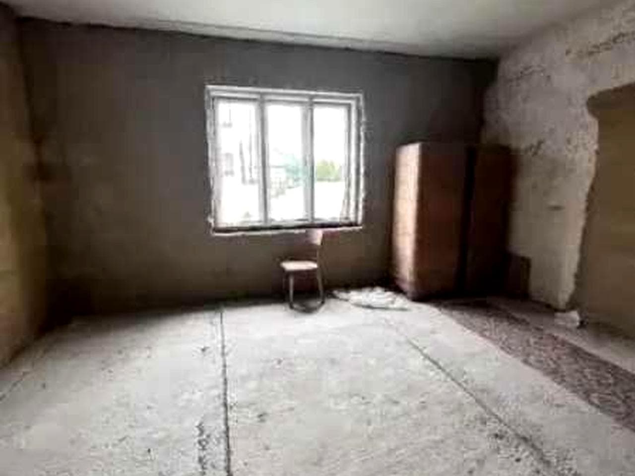 Продаж будинку в Сваляві  300 від центру міста