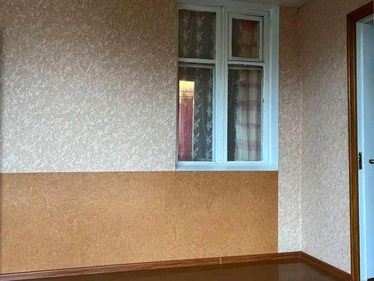 Продаж частини будинку з гарним місцерозташуванням