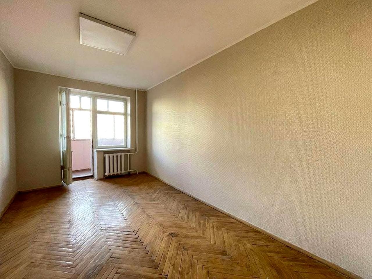 Продаж 4-х кімнатної м.Бровари, Київська область
