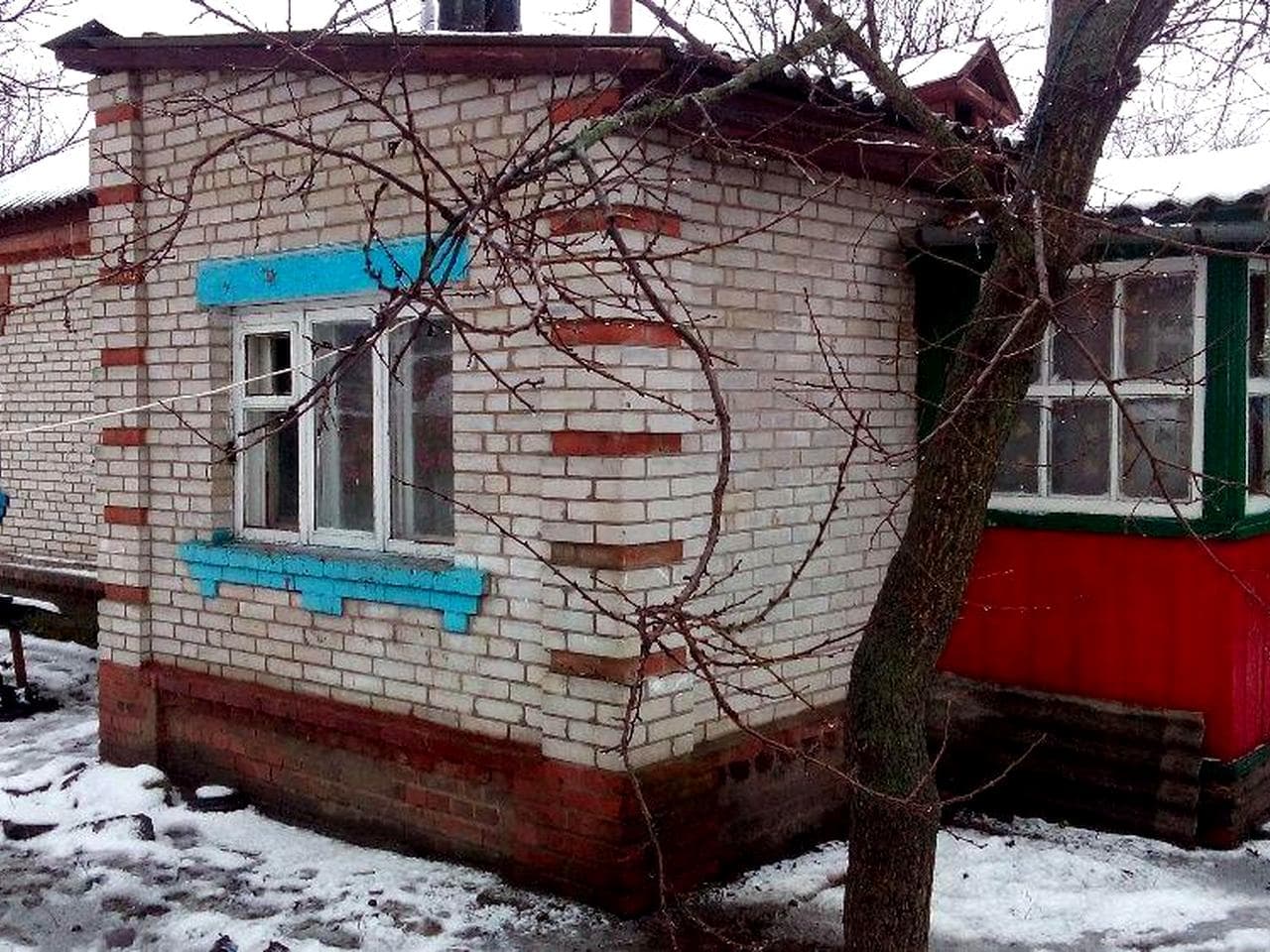 Продаж пів будинку р-н "Новолозовка"