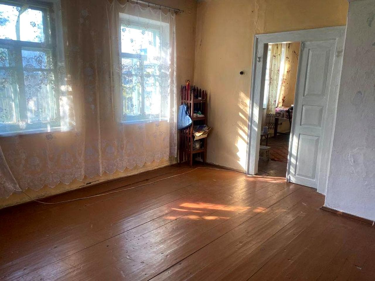 Продається 1/2 будинку