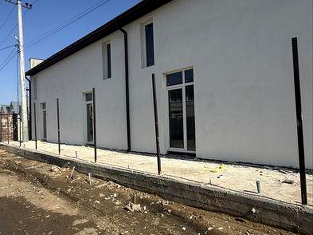 Новые таунхаусы в продаже, есть рассрочка. Червоный хутор