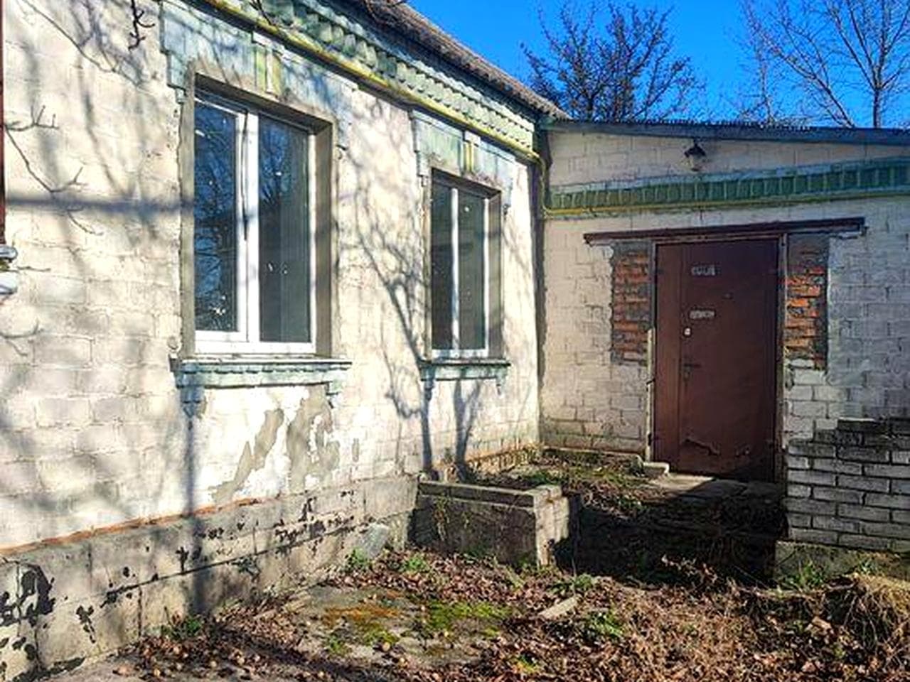 Продам будинок в місті Узин.