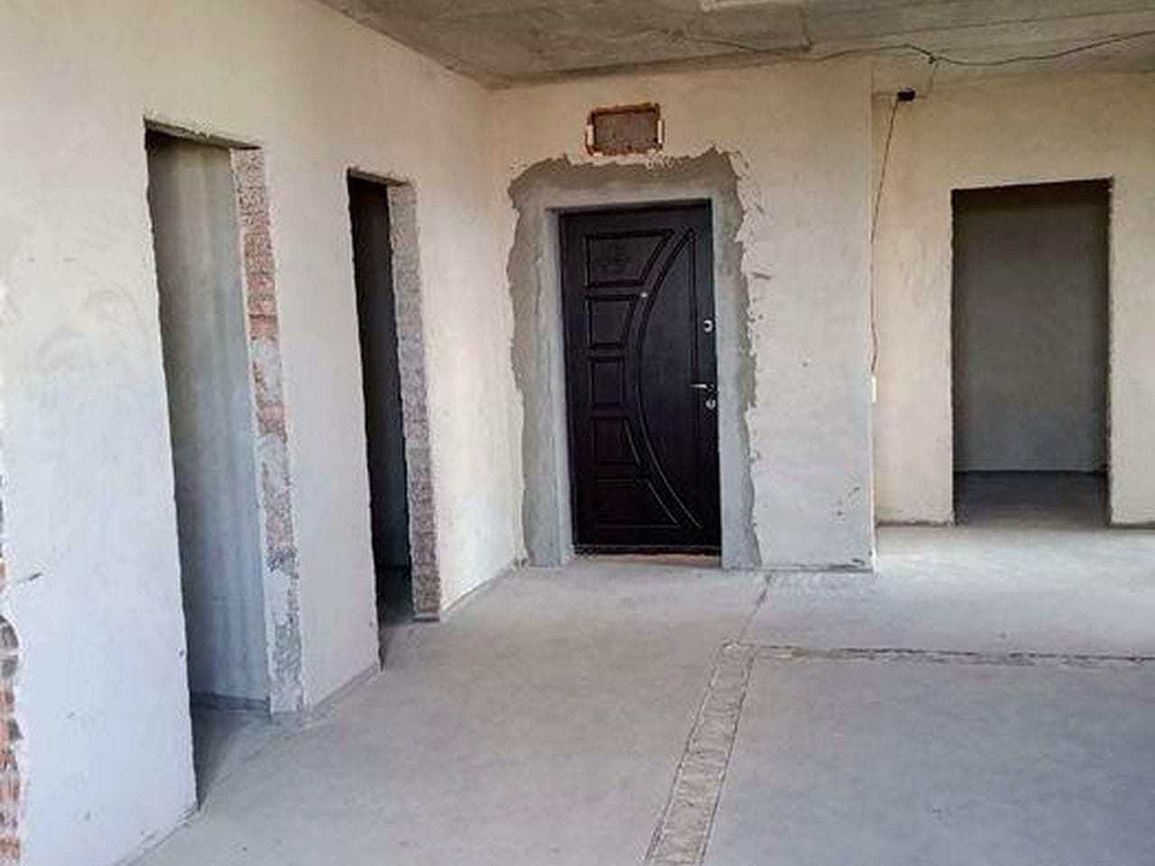 Продам 3-кімнатну квартиру ЖК Оберіг