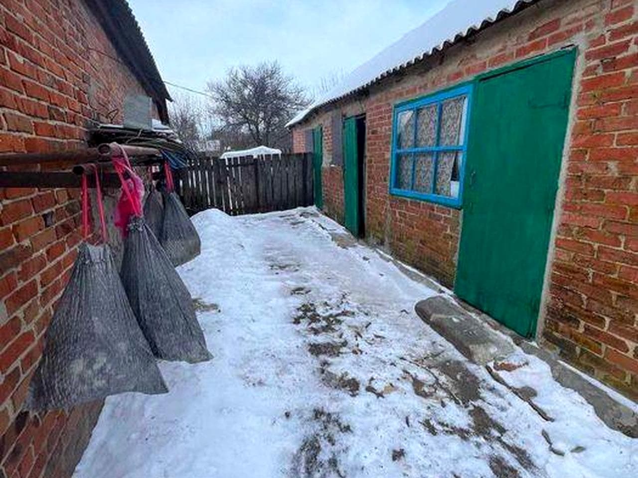 Продам будинок с.Водопій