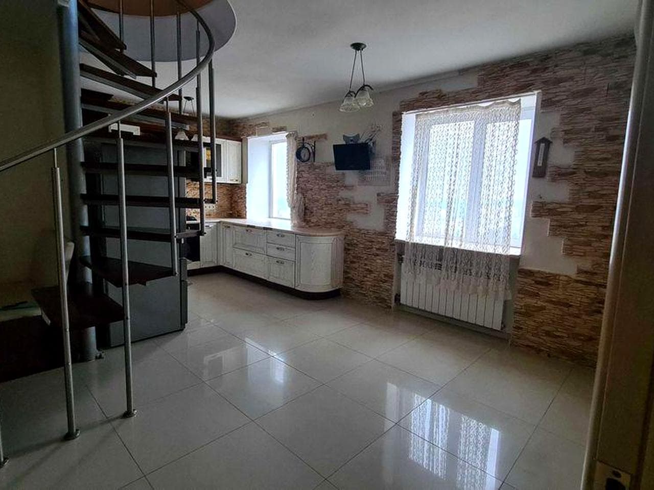 121 кв.м Квартира по вул. Кургузова, Вишгород, 3 хв центр