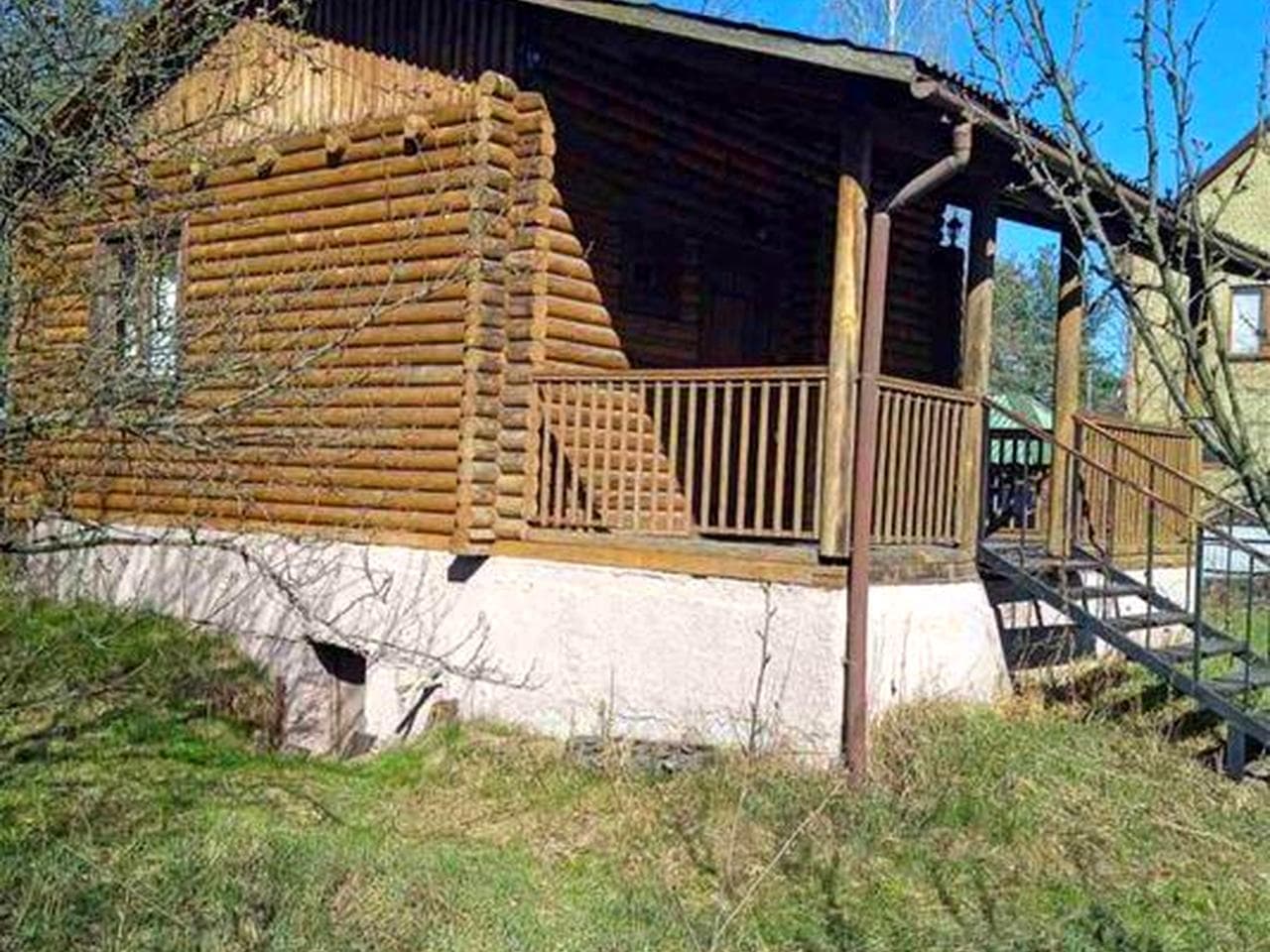 Продається будинок зі смереки