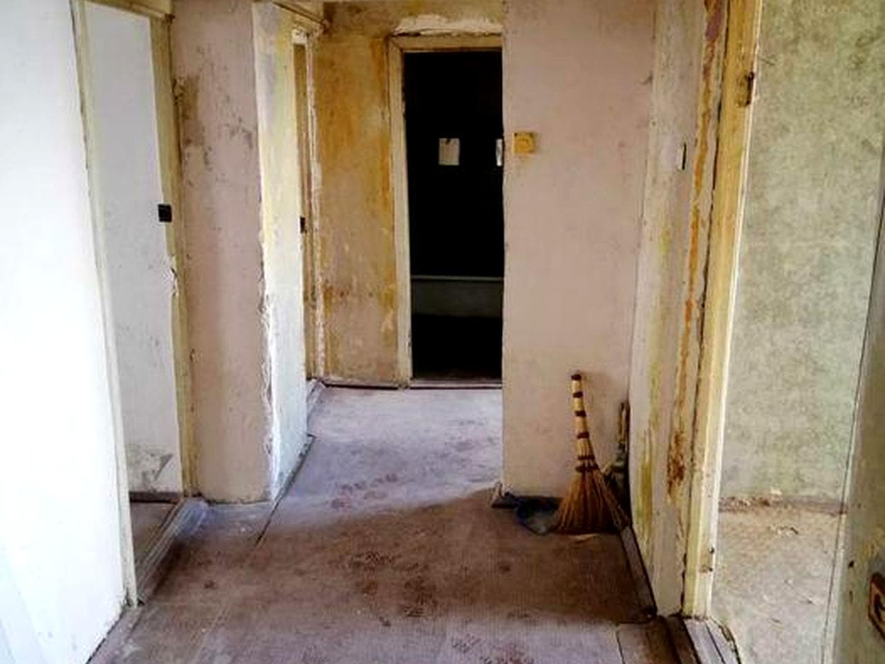 м. Березань, Броварський р-н, 3-к. квартира під ремонт, 24000$