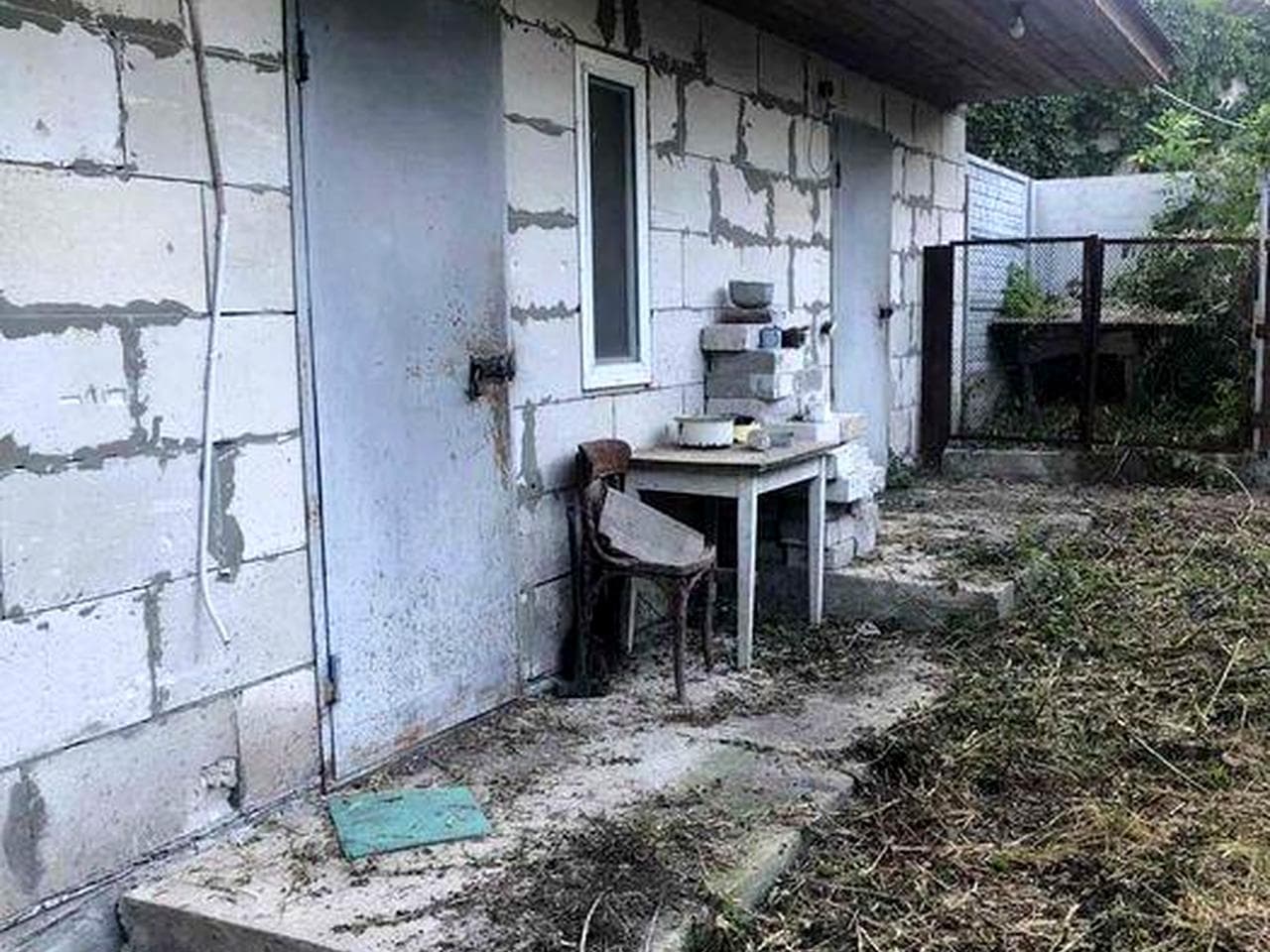Продам старый дом под застройку.продам участок в центре города.