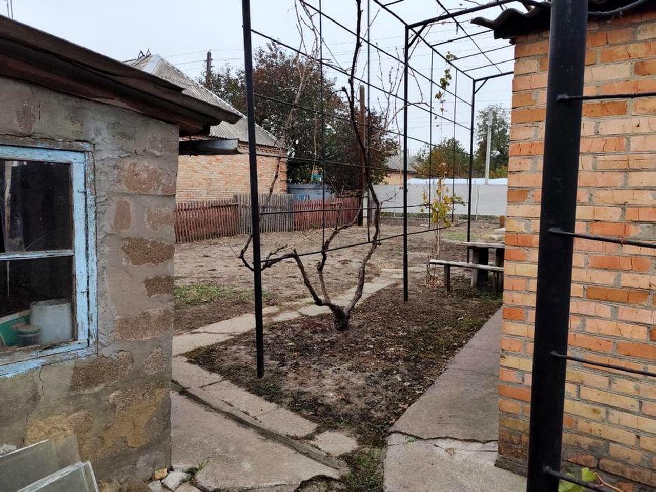 Продам свій будинок, район Новопавлівка (заїзд з вул.8 березня)