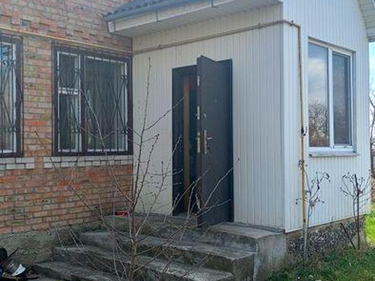 Продається 2х поверховий будинок у Фастові.