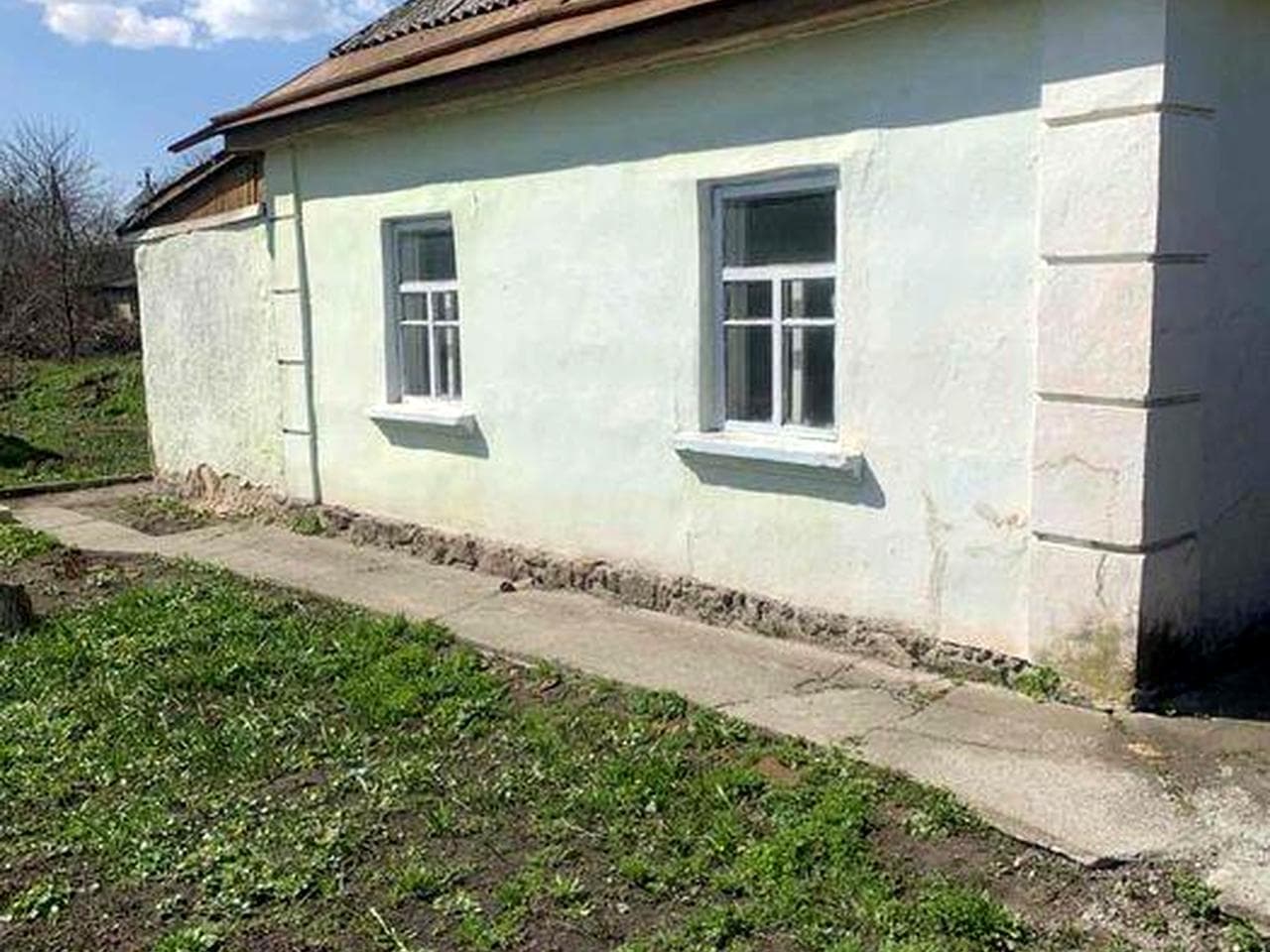 Продаж будинку для даох родин!