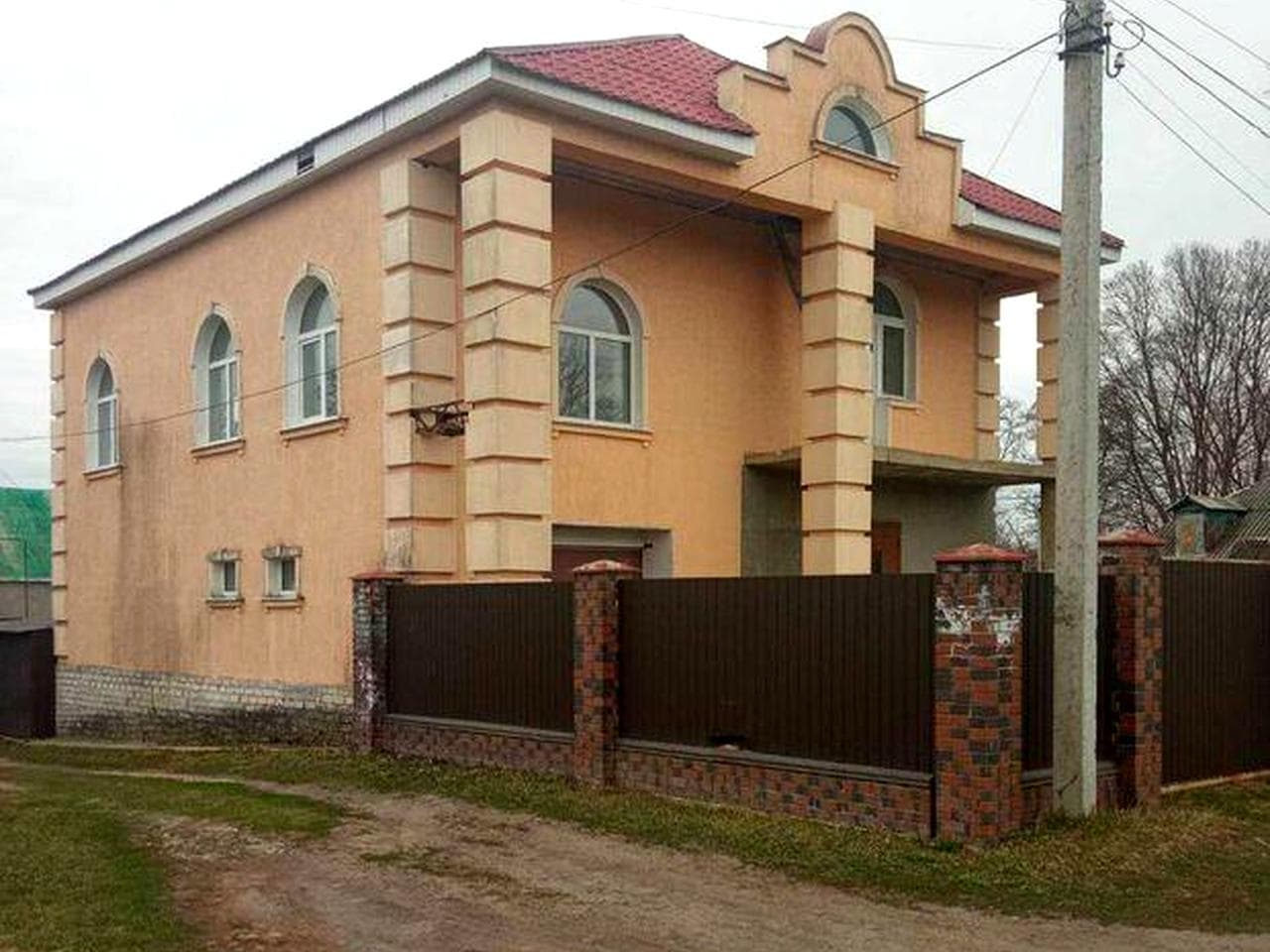 Продам будинок по вул. Червона Гірка м. Глухів