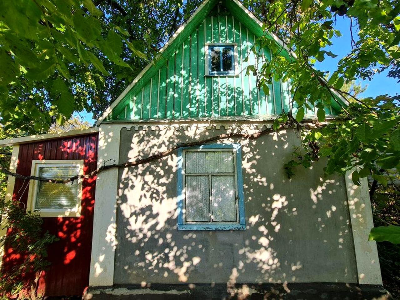 Продам дачу біля   міста  Пваденноккраїеська  в кооперативе  "Протон ".