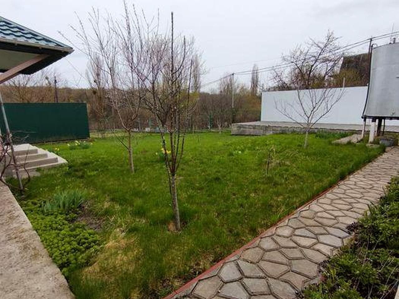 Продам дачу біля річки