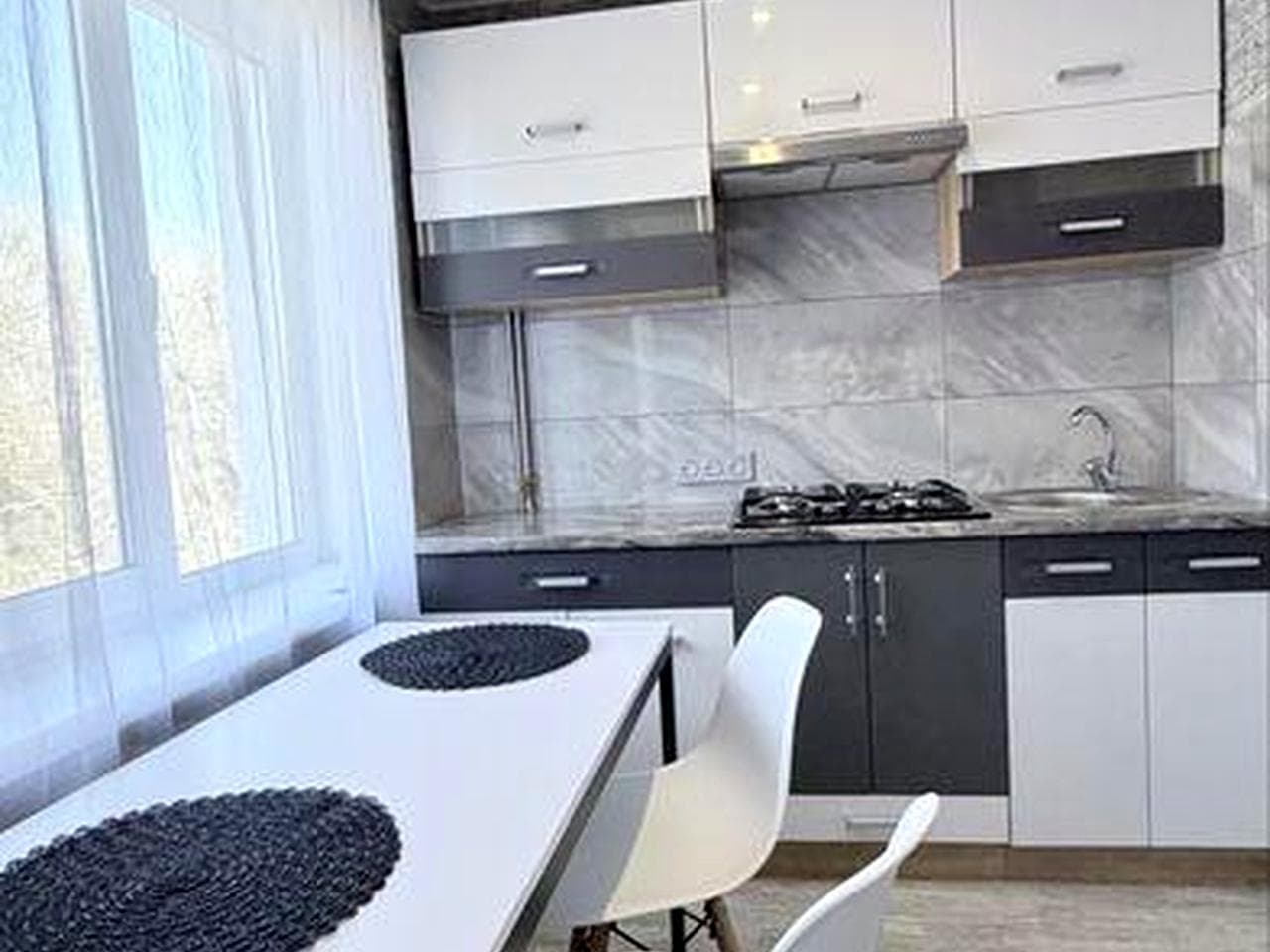 Продам квартиру 2х.комнатную,ул.Заводська,Желтые Воды