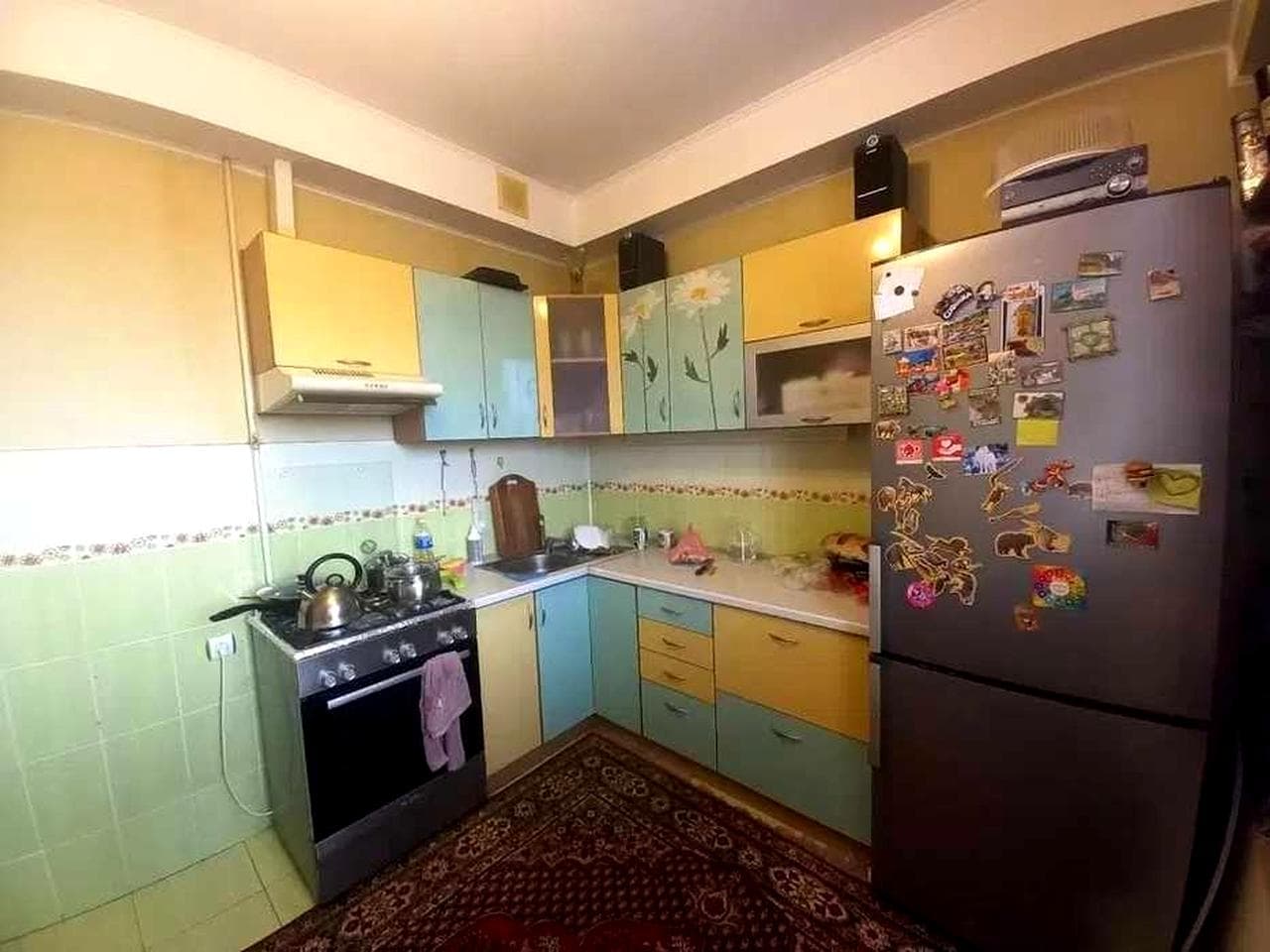(13) Продам капітальний двоповерховий будинок, смт. Великодолинське