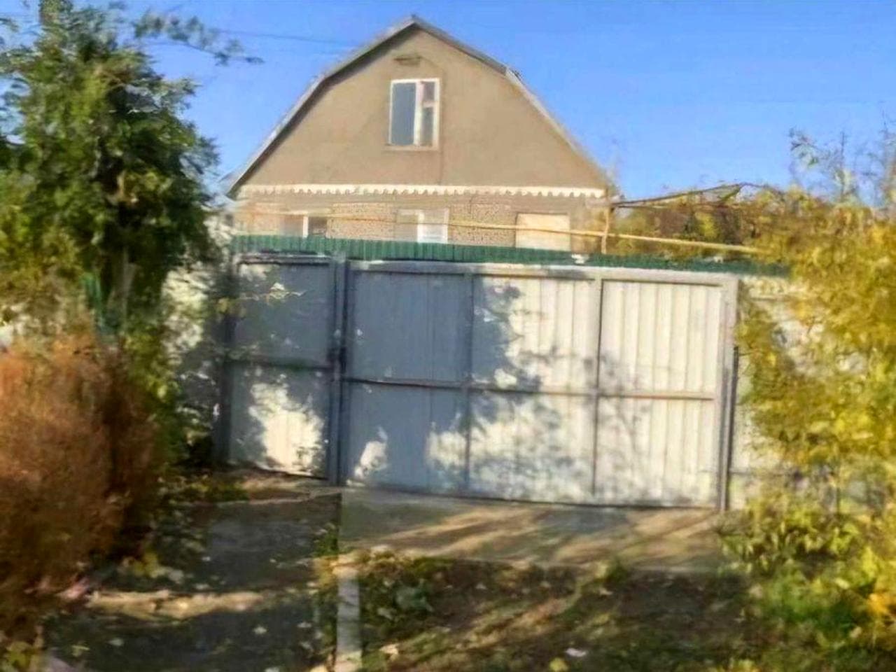 (13) Продам будинок з мансардою у Великодолинському