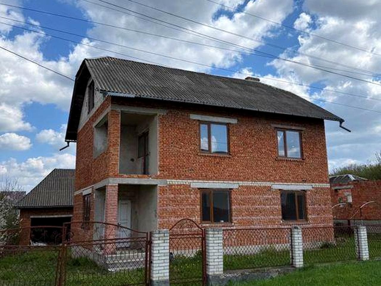 Продається будинок в м. Борщів