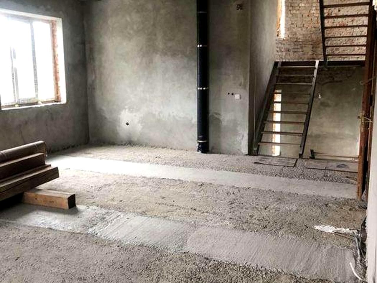 Будинок 340 м² у центрі Коломиї, 10 соток, всі комунікації, можливий обмін на Київ