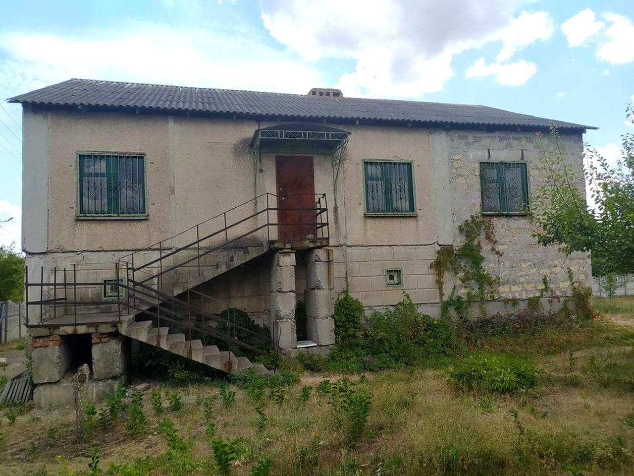 Будинок в 2-х рівнях без оздоблювальних робіт