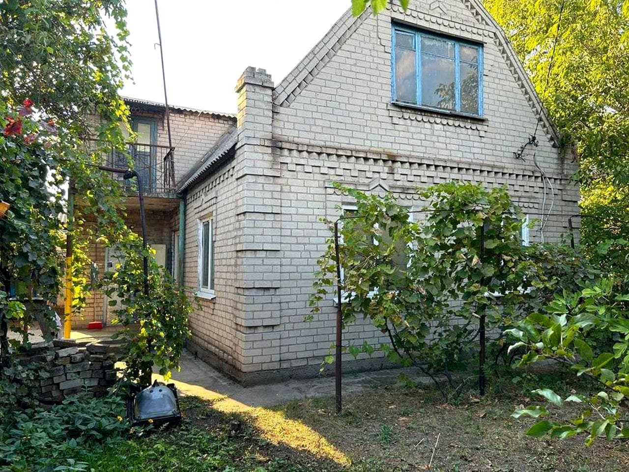Продаж будинку 110м² Вул. Січеславська 92. Заводський р-н. Ділянка 10/100, Газ бойлер Гараж, 2 поверхи Літня кухня