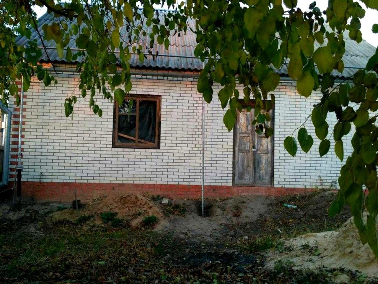 Будинок в стані будівництва по центральній вулиці Сумська