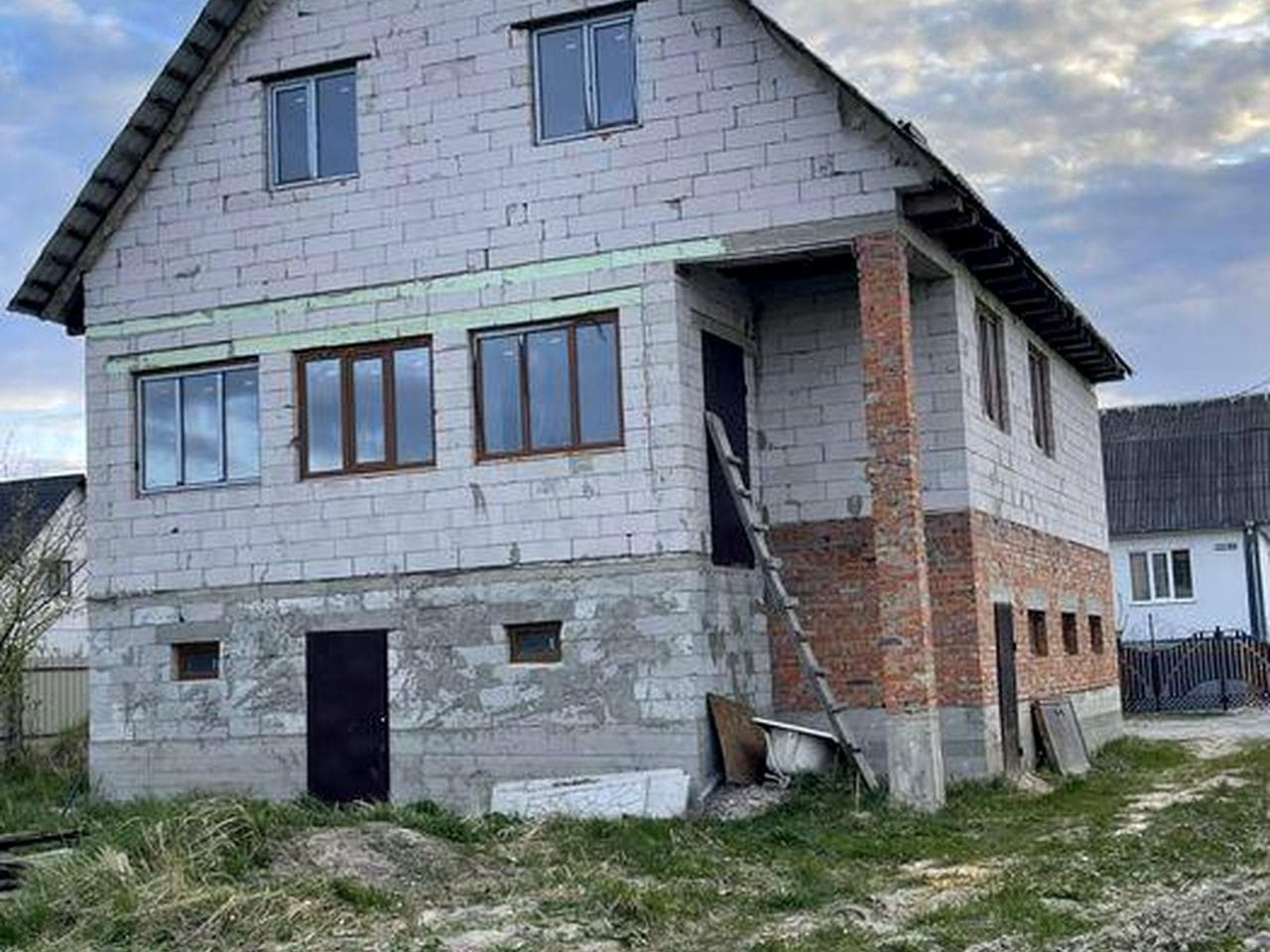 Продаж будинка  Гонти 14