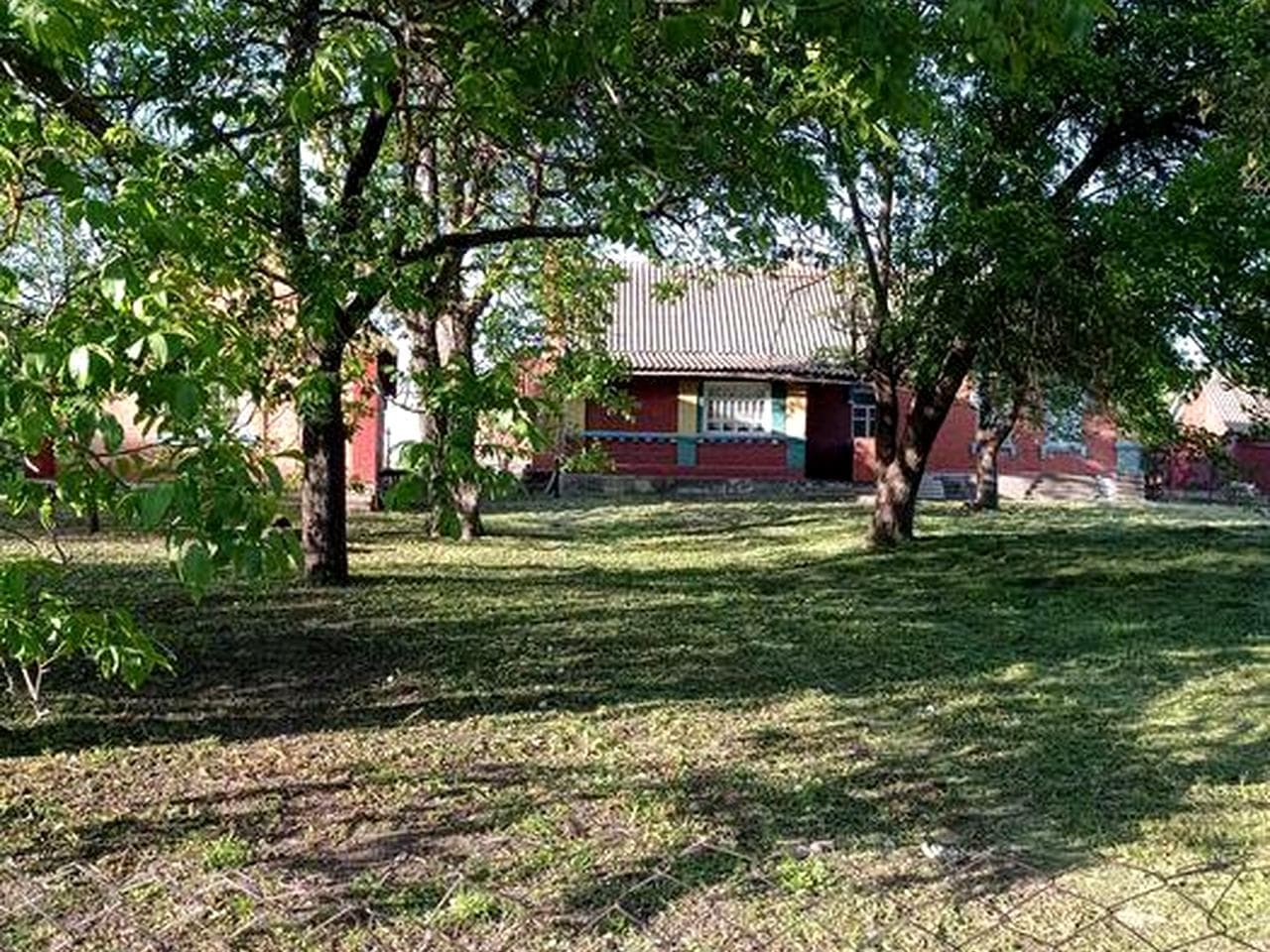 Жилий будинок с Верболози інформація в описі