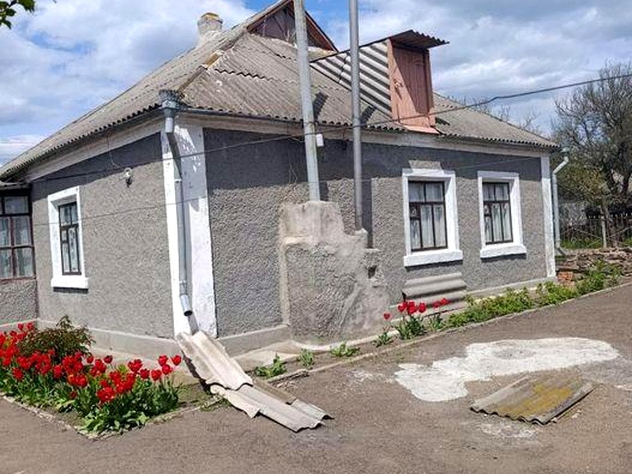 Продається будинок за межами міста
