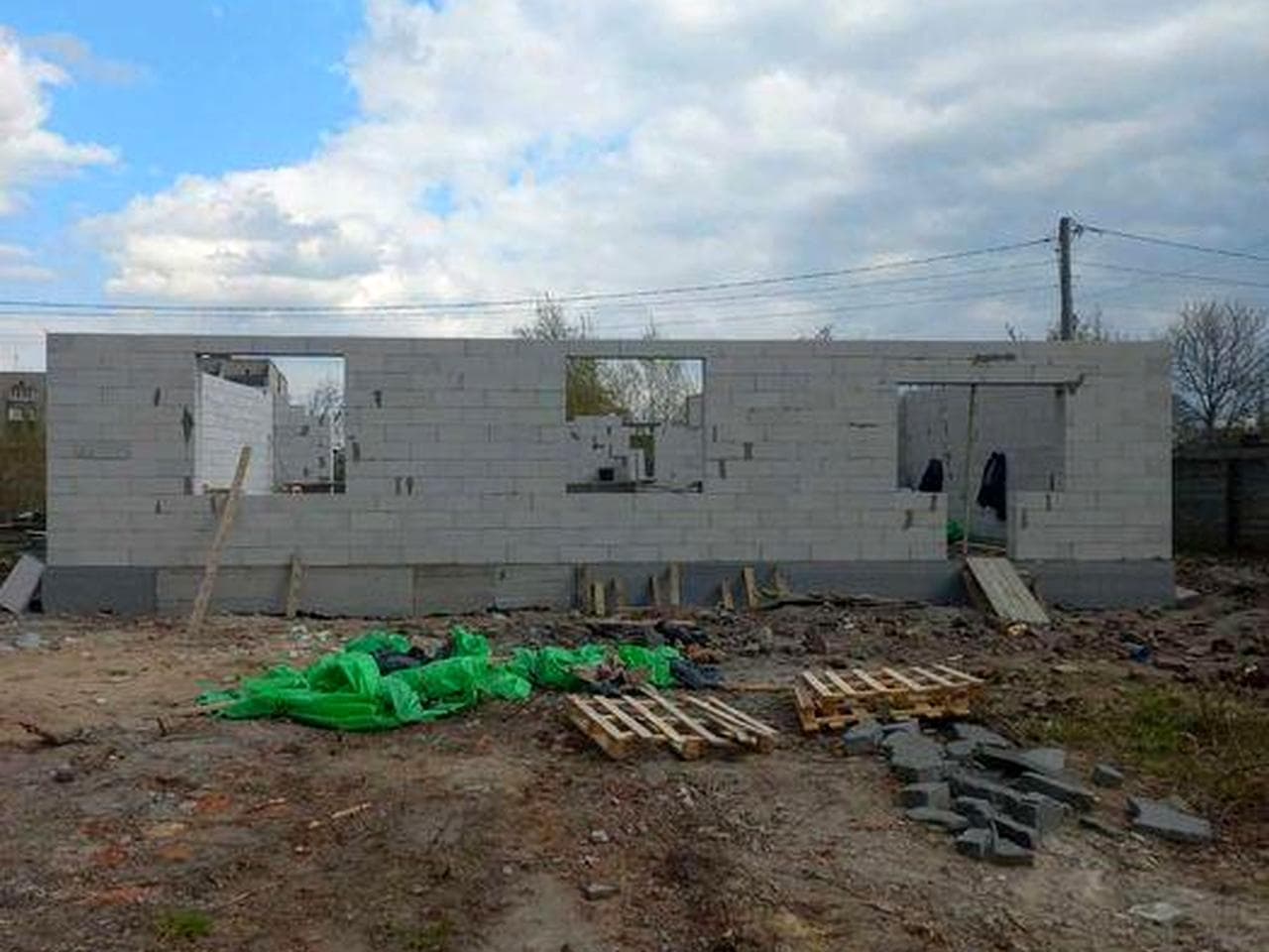 Продам будинок в Морському (триває будівництво)