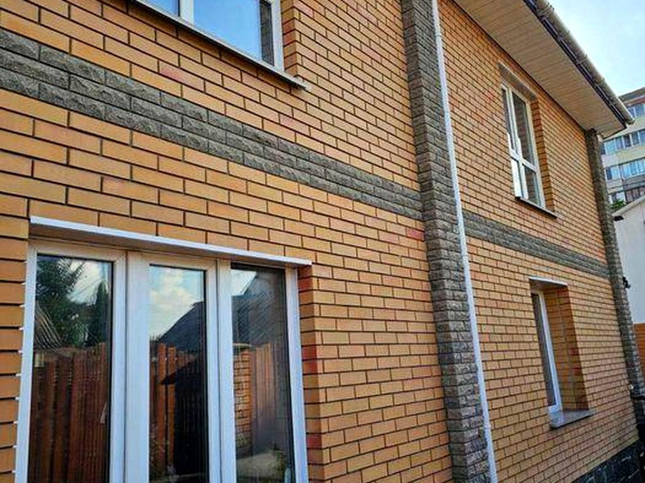 продаж будинку в Коцюбинському, смт Коцюбинське приватний будинок