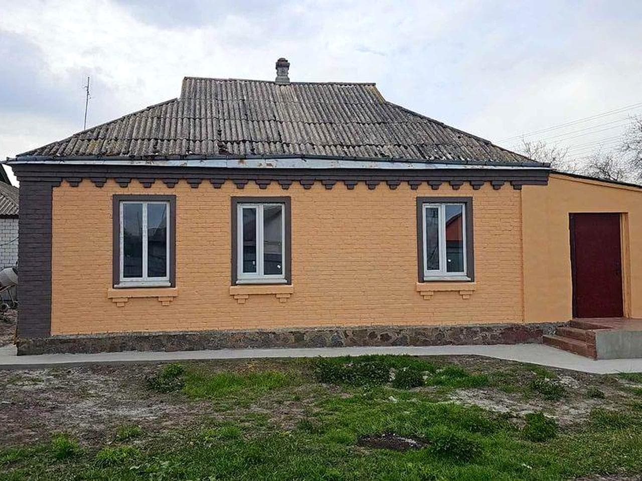 Цегляний будинок з ремонтом але є і косяки Є відеоогляд