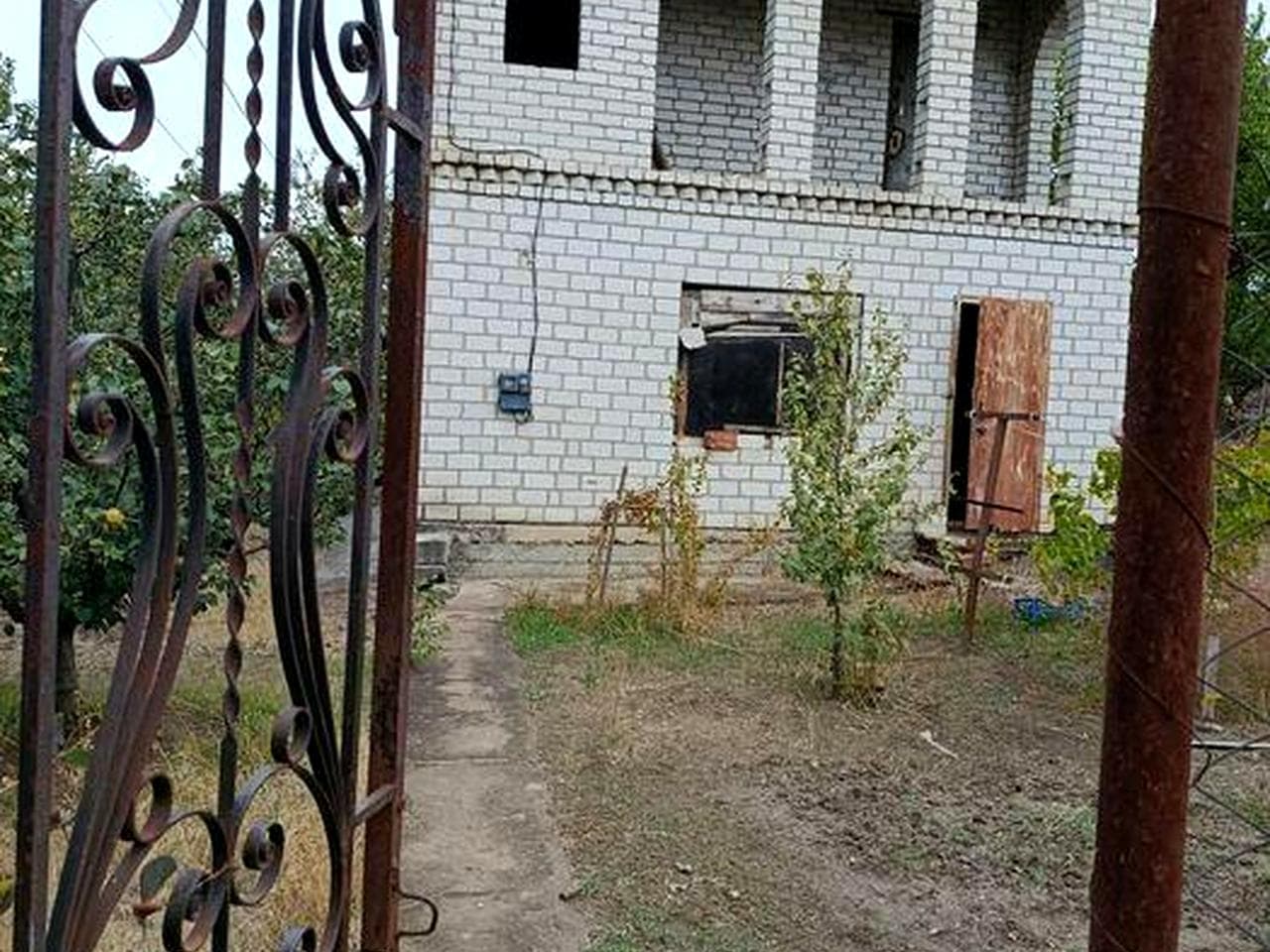 Продаєтся двоповерхова дача