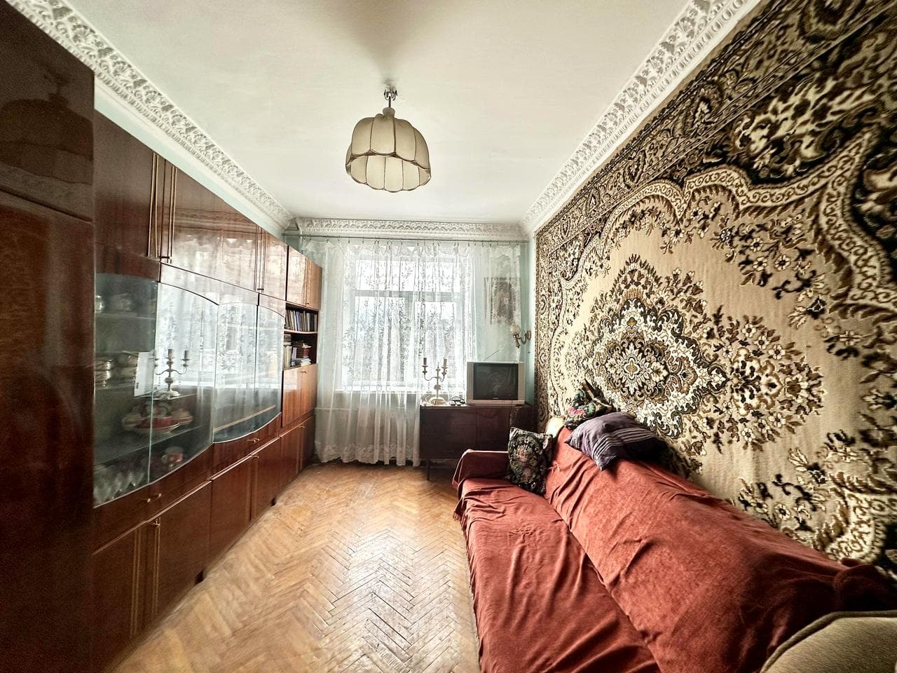 Незалежної України вул. (40 років Радянської України), 51