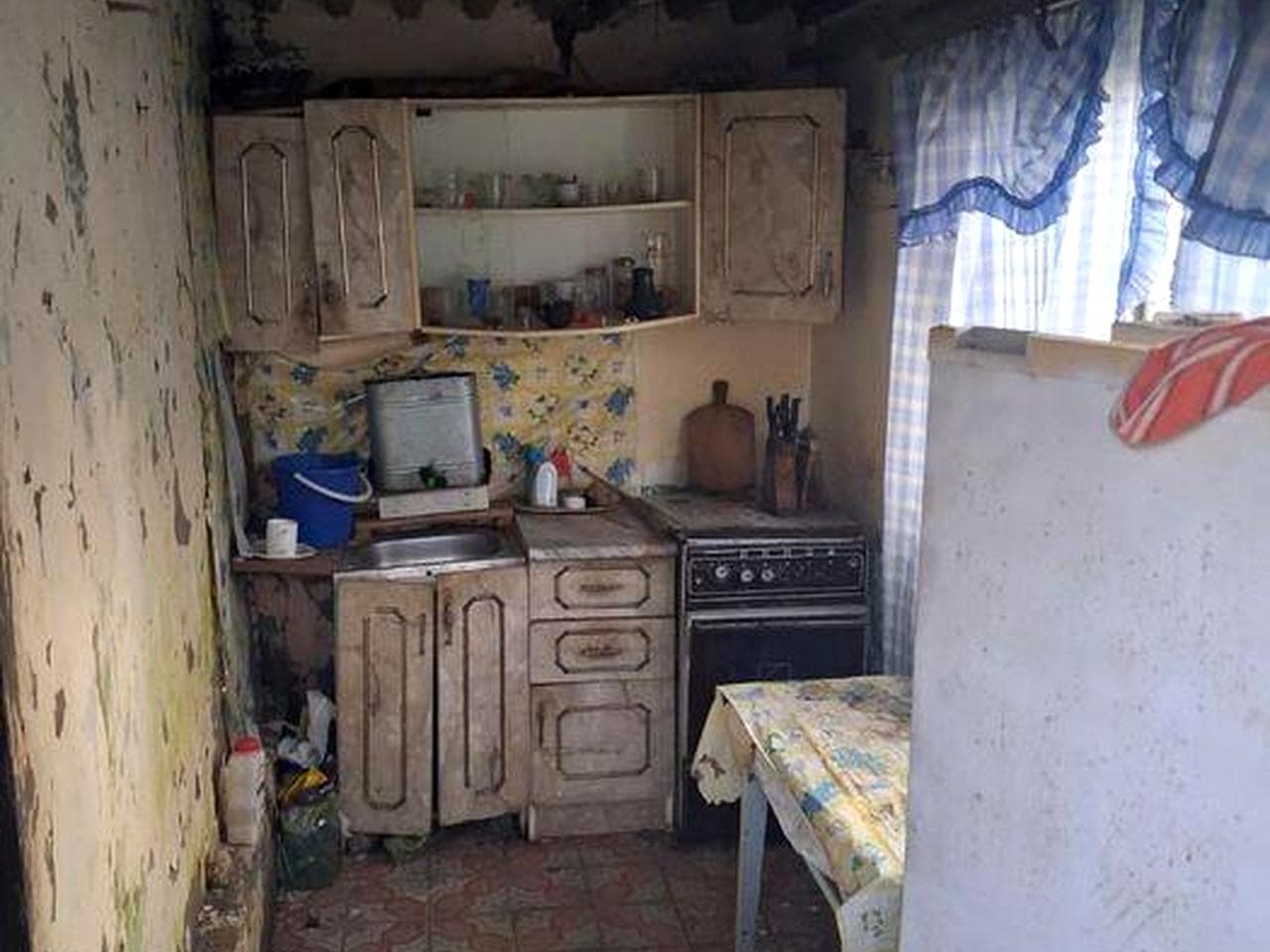 Продам дачу з ділянкою
