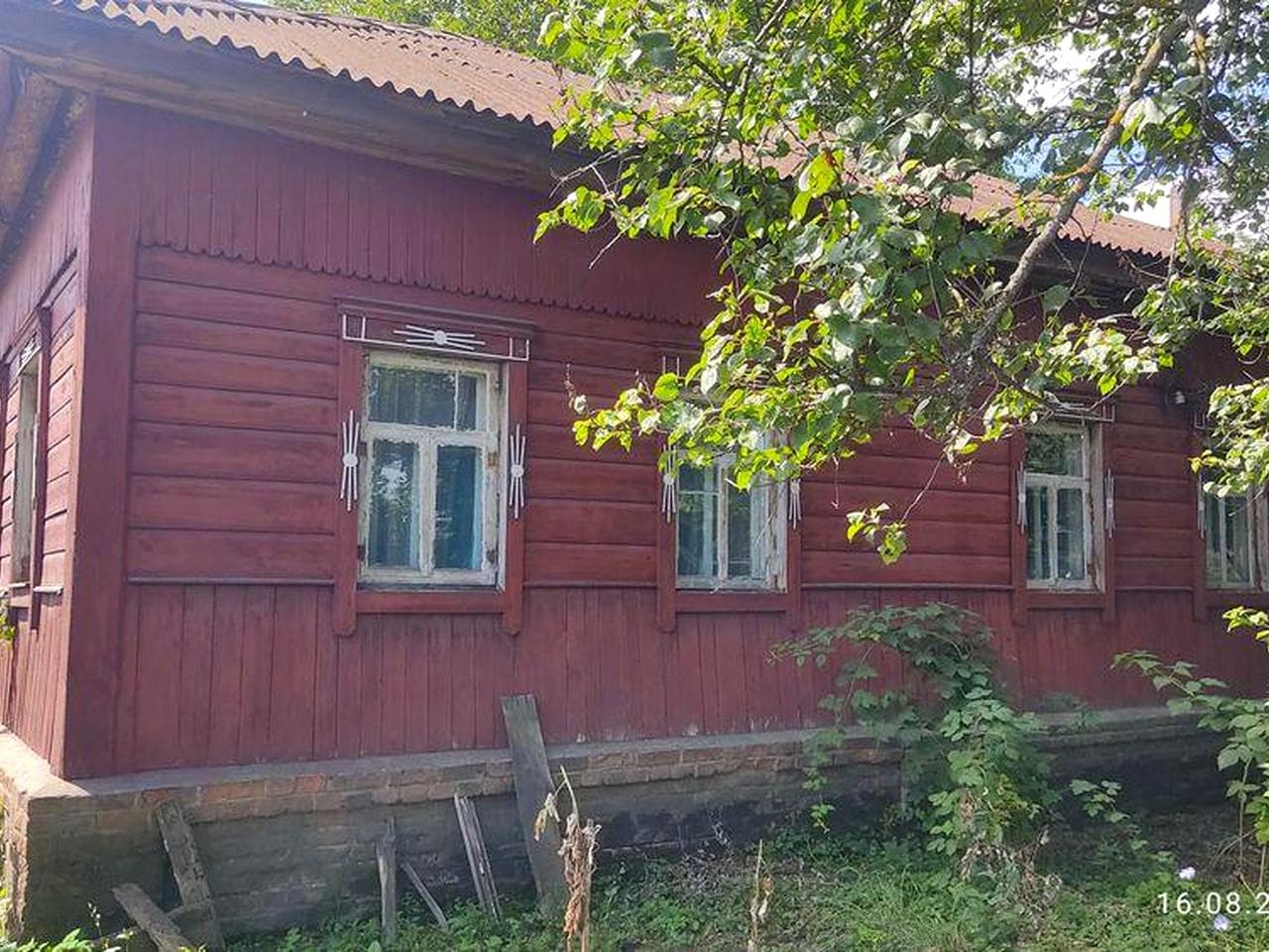 Будинок хата продам Кролевец Кролевець Сумська обл. самий центр 14 соток Єко дуб