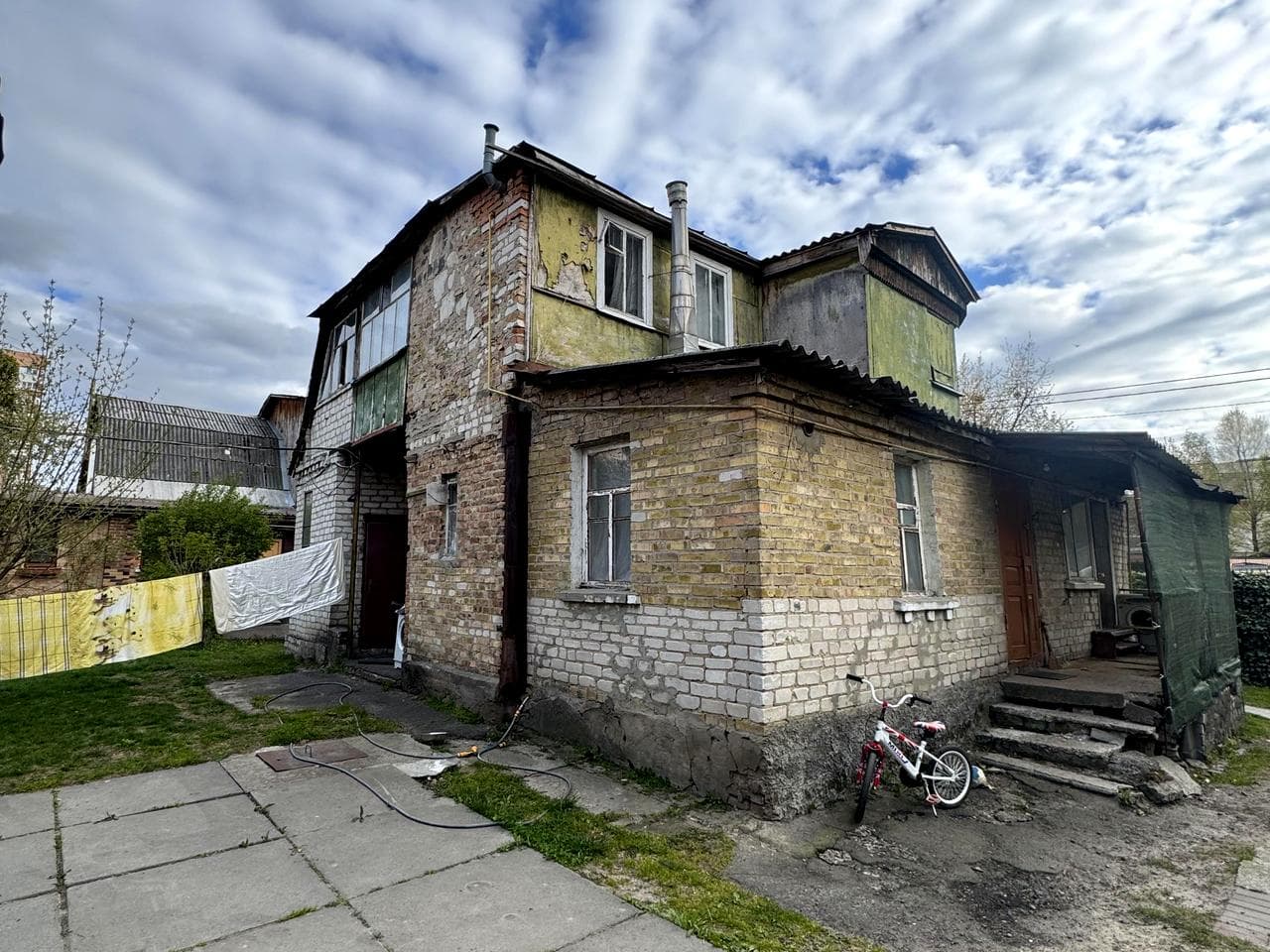 будинок, 130.9 м²